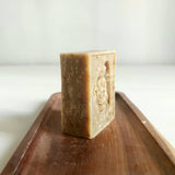 Bee Lavish Soap. Moisturizing natural soap with shea butter, honey, and propolis. Monarchess Natural Luxuries skincare products. Monarchess, Irbid, Amman, Jordan