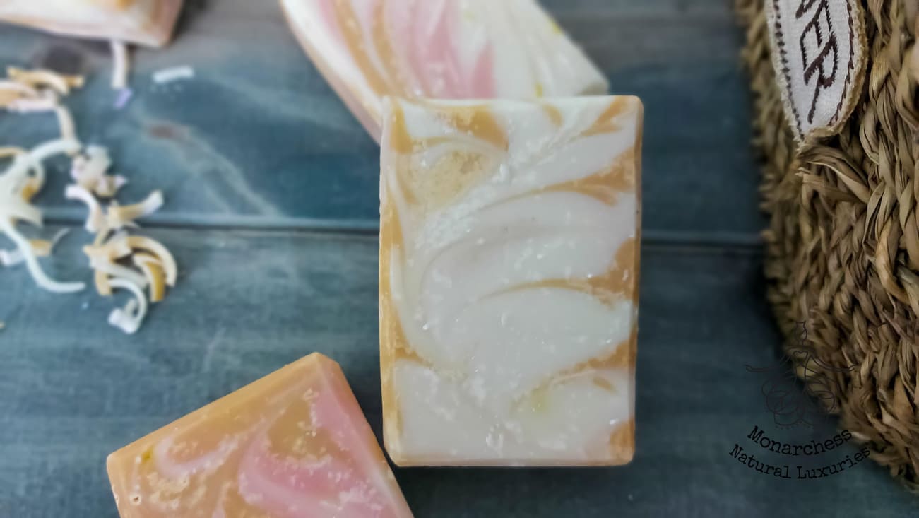 Herbal Gold Soap. Moisturizing natural soap with shea butter and saffron. Monarchess Natural Luxuries skin care products. Monarchess, Amman, Jordan