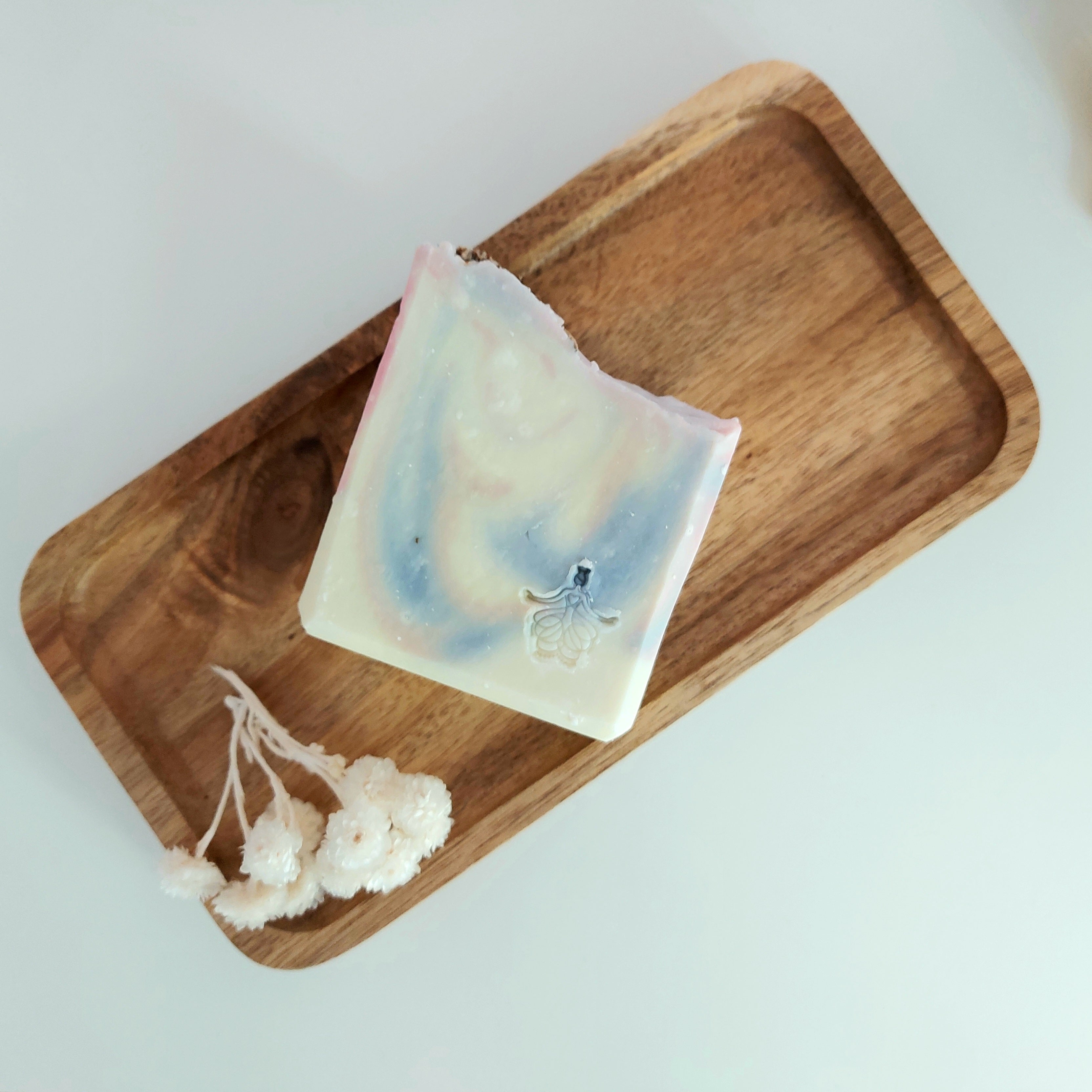 La La Lavender soap, with shea butter and lavender oil by Monarchess Natural Luxuries skincare products, monarchess, Amman, Irbid, Jordan